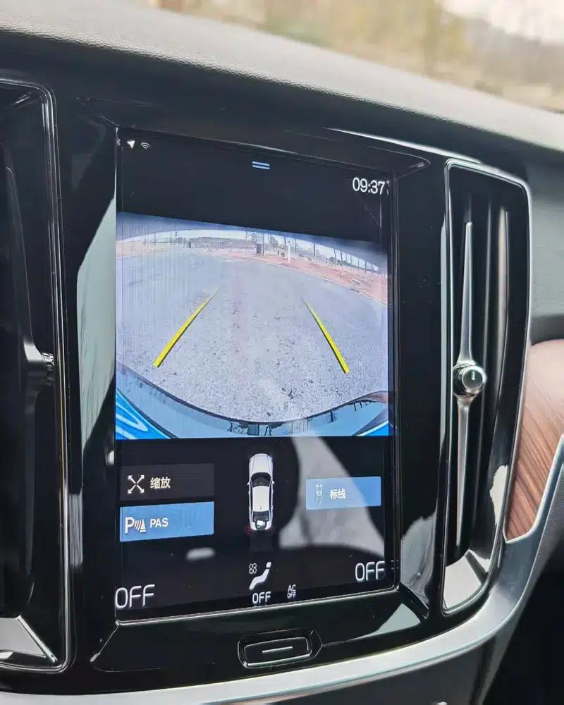 2022 Volvo S60 B4 Smart Luxury Edition — миниатюра 9