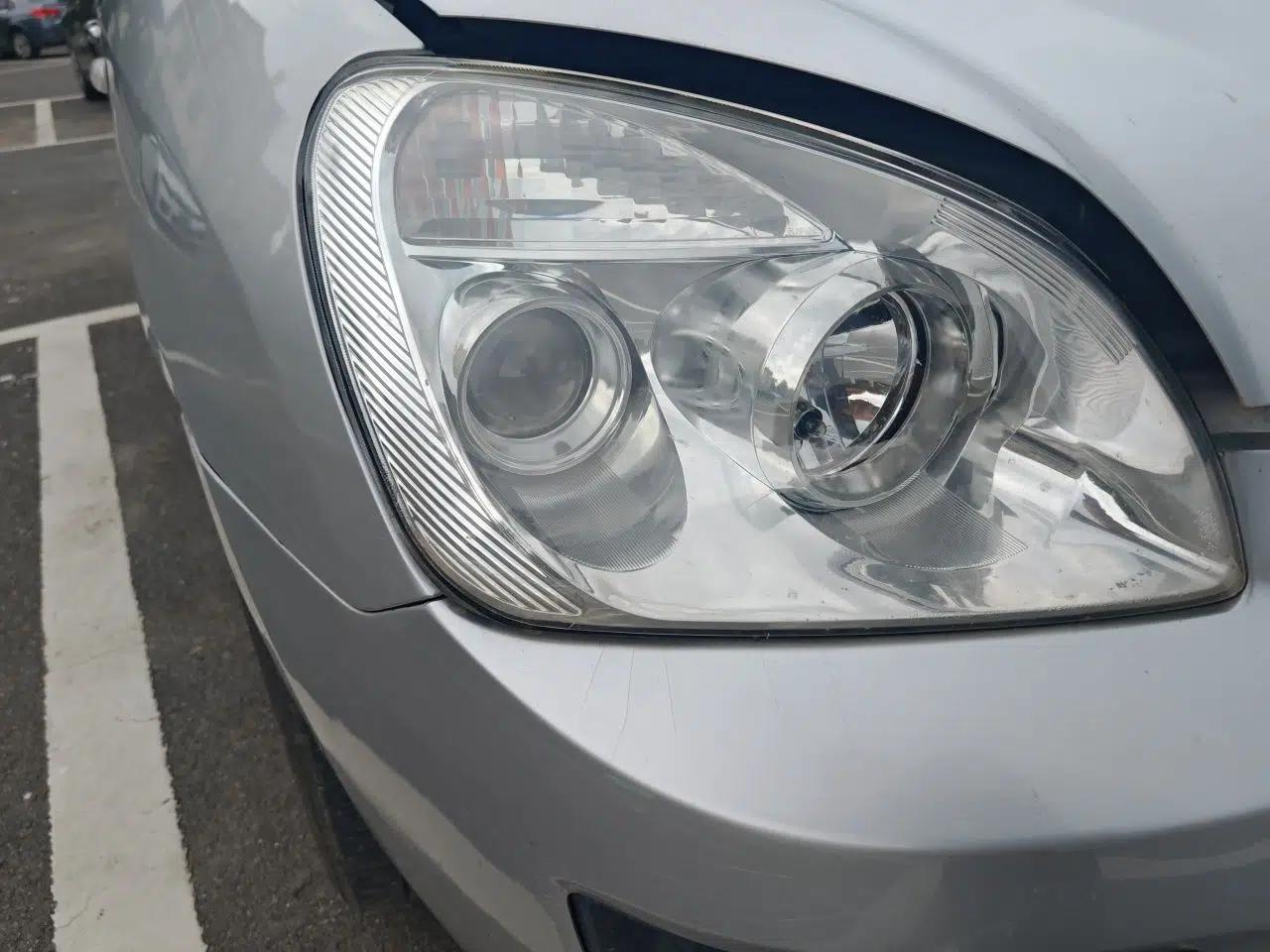 Kia Carens 2011 2.0L 7-Seater Automatic Comfort Edition — миниатюра 7