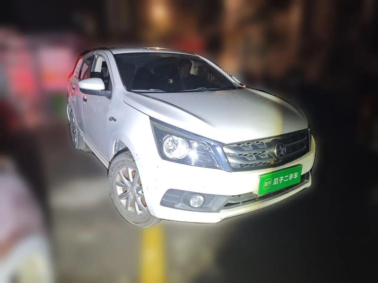 Venucia T70 2016 1.6L Manual Ruixing Edition — миниатюра 3