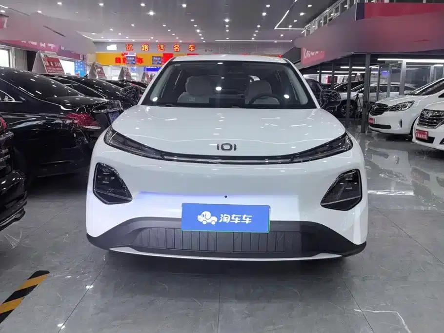 Changan Qiyuan Q05 2026 Model 405Air — миниатюра 2