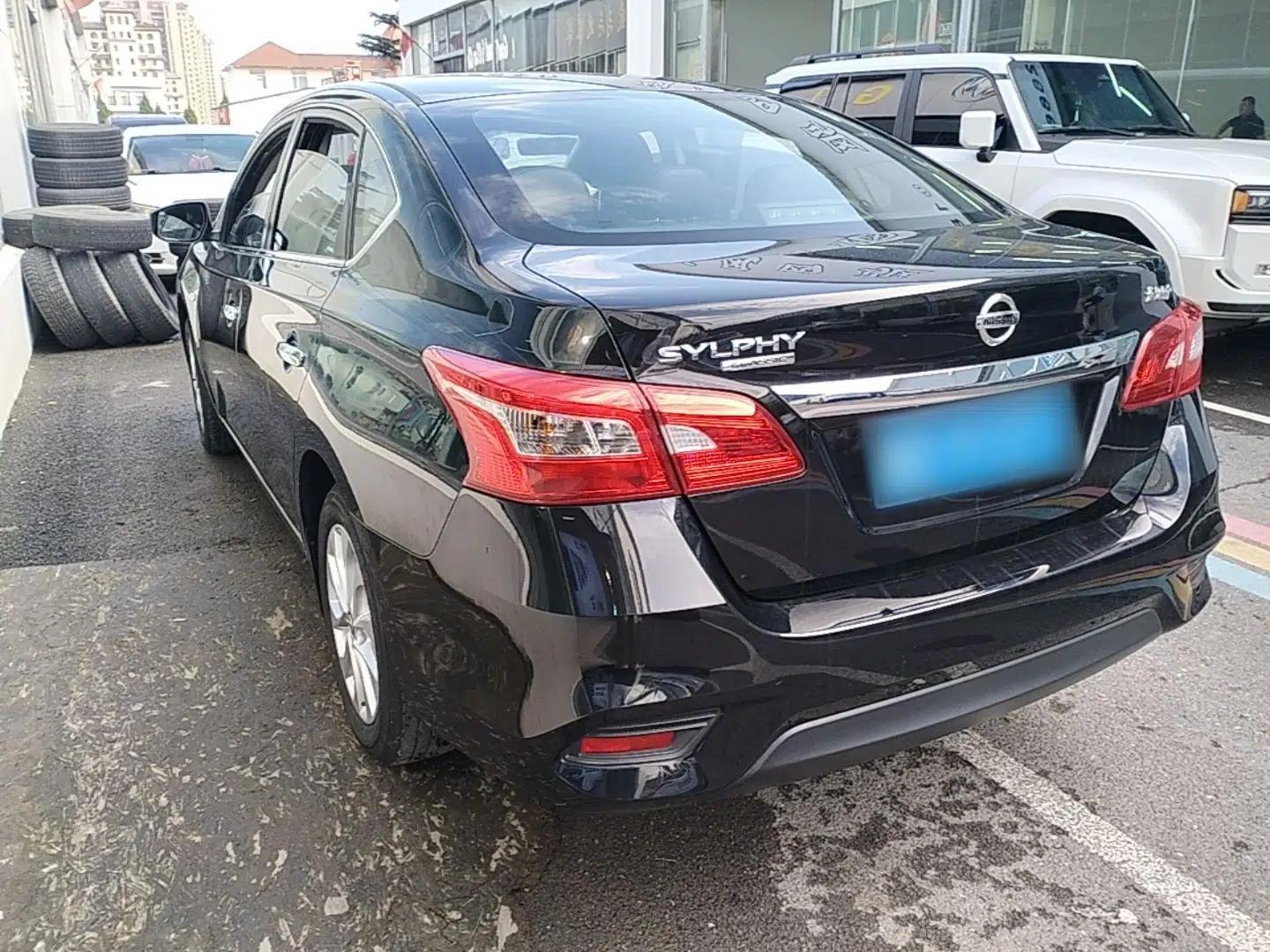 Nissan Sylphy 2022 Classic 1.6XL CVT Luxury Edition — миниатюра 4