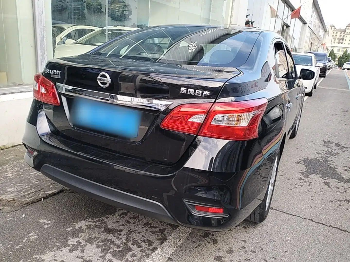 Nissan Sylphy 2022 Classic 1.6XL CVT Luxury Edition — миниатюра 6