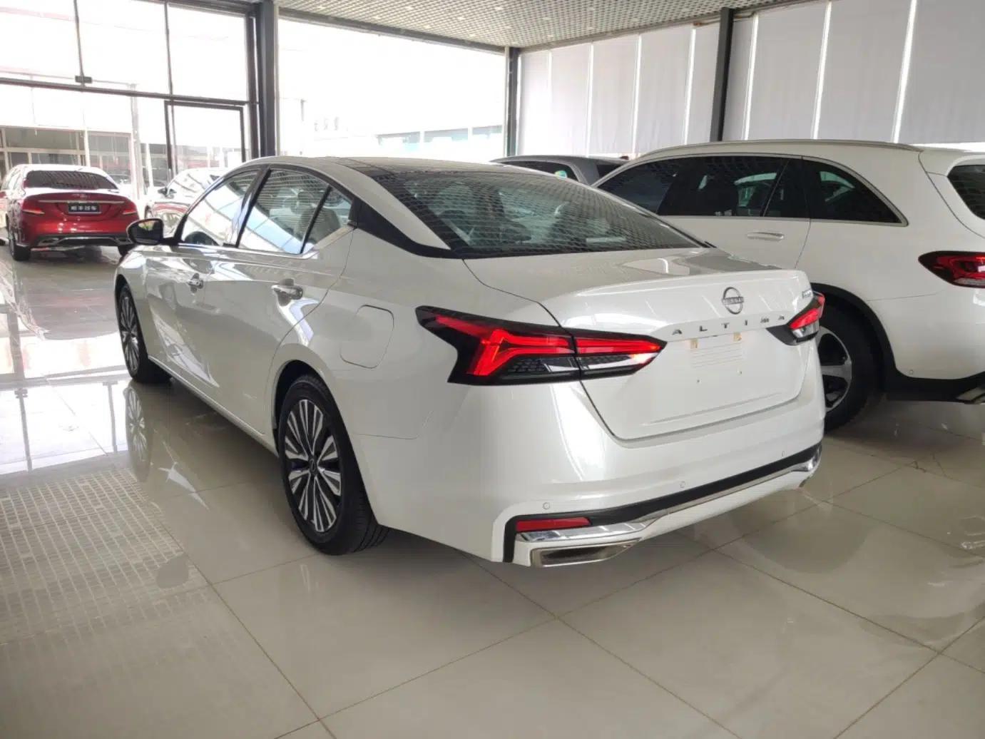 Nissan Teana 2022 2.0L XL-Upr Enjoyment Edition — миниатюра 4