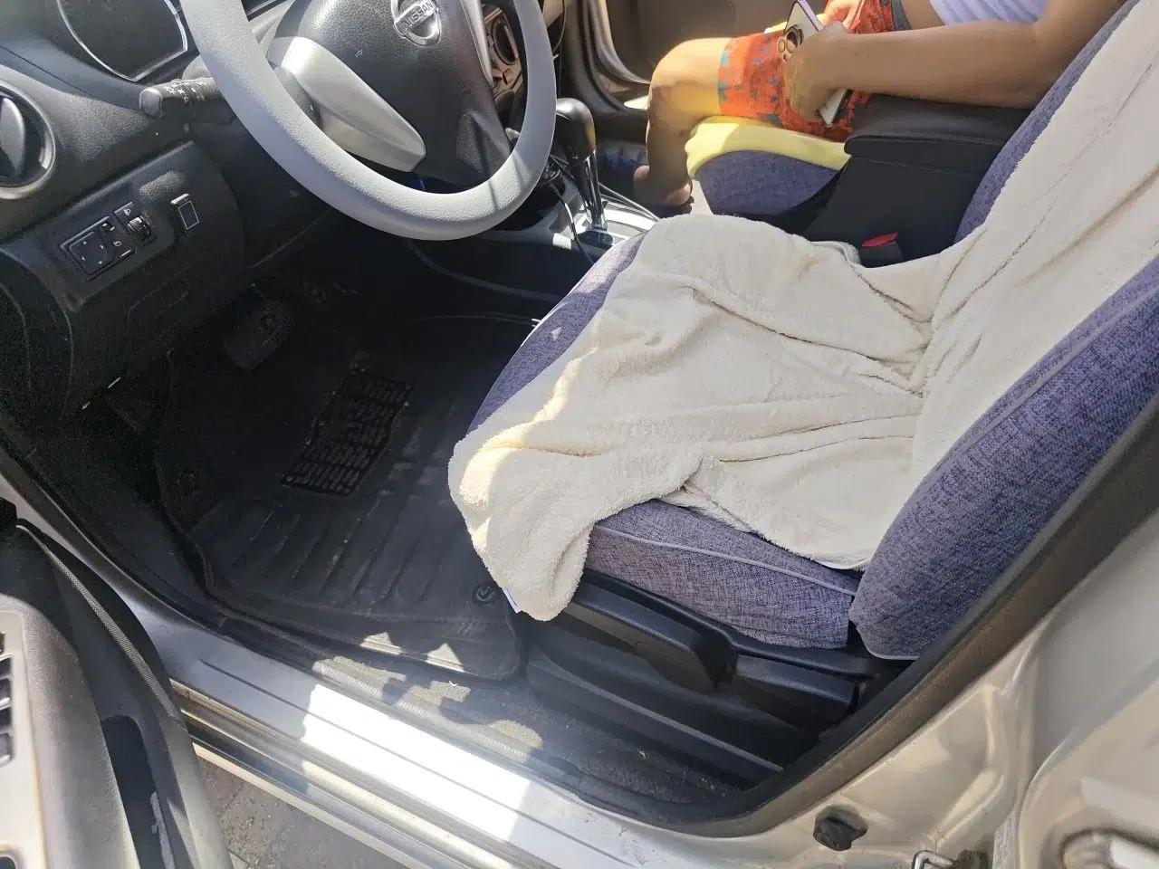 Nissan Livina 2013 Jinrui 1.6XL CVT Comfort Edition — миниатюра 15