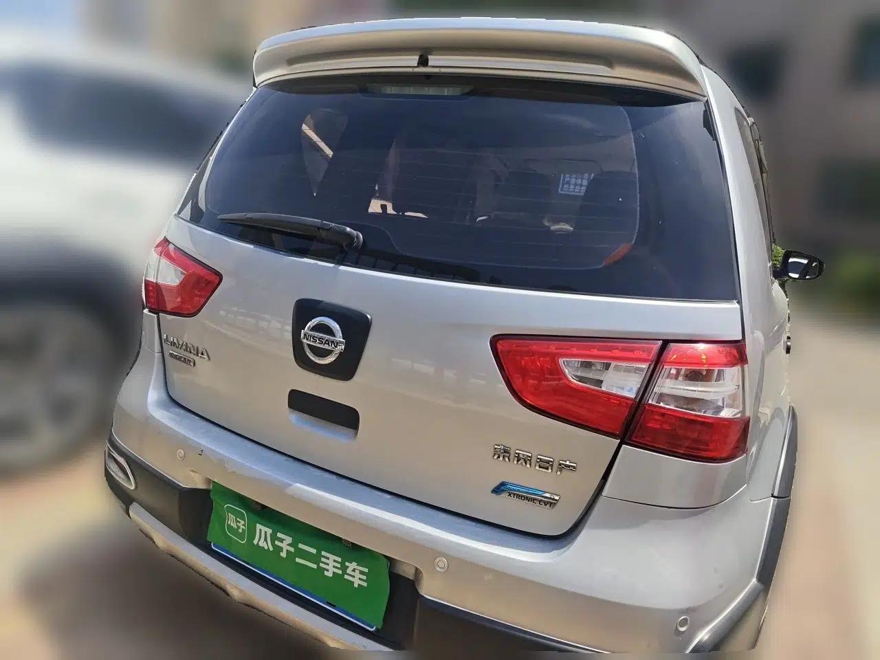 Nissan Livina 2013 Jinrui 1.6XL CVT Comfort Edition — миниатюра 5