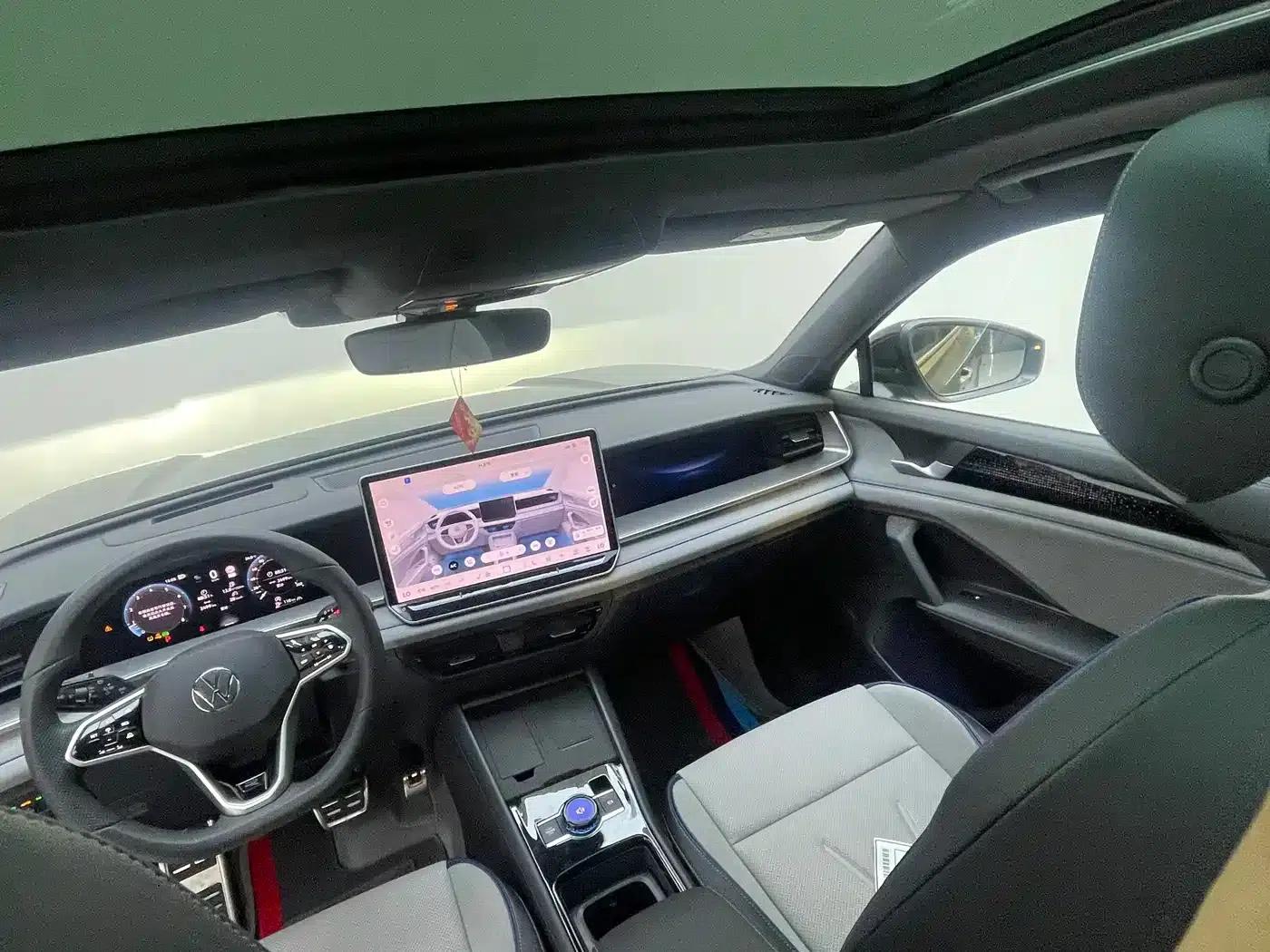 Tayron 2025 Model, Tayron L 380TSI 4WD Luxury Easy Package — миниатюра 6