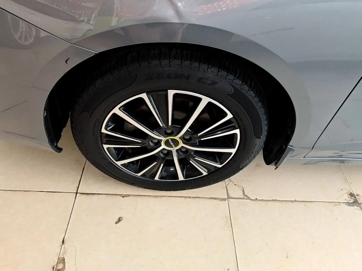 Roewe i5 2021 1.5L CVT Platinum Edition — миниатюра 10