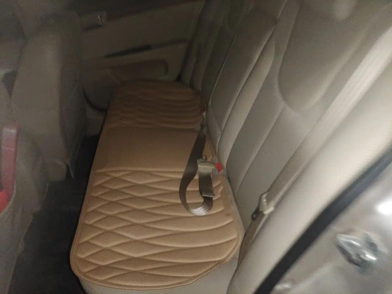 Roewe 350 2013 350C 1.5L Automatic Xunyue Edition — миниатюра 17