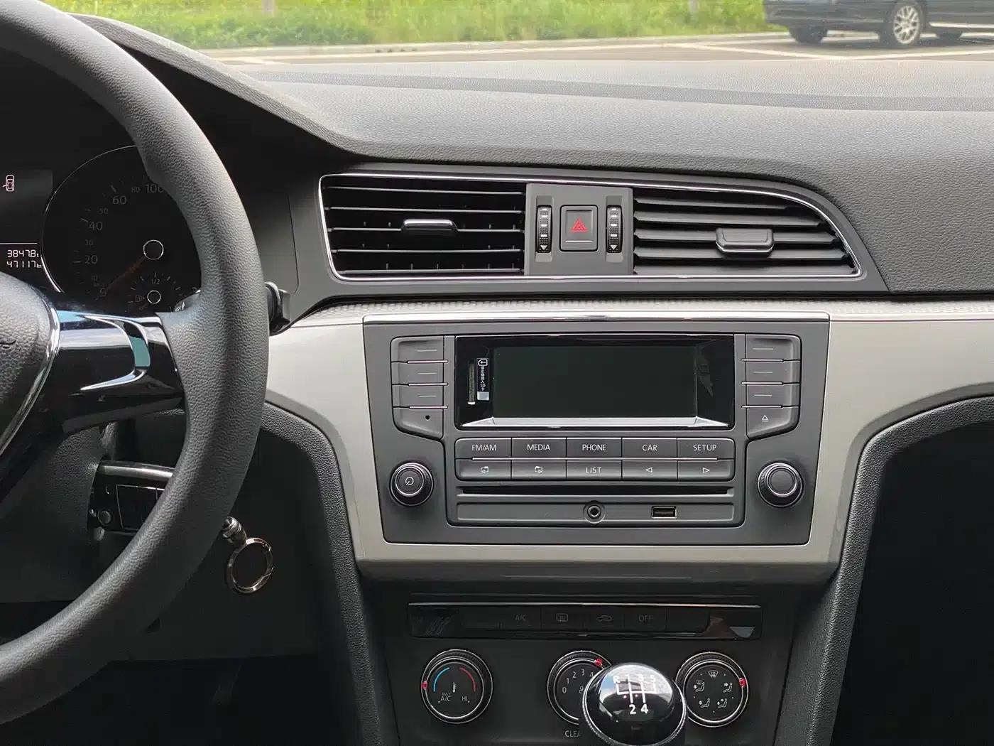 Lamando 2017 230TSI Manual Fashion Edition — миниатюра 18