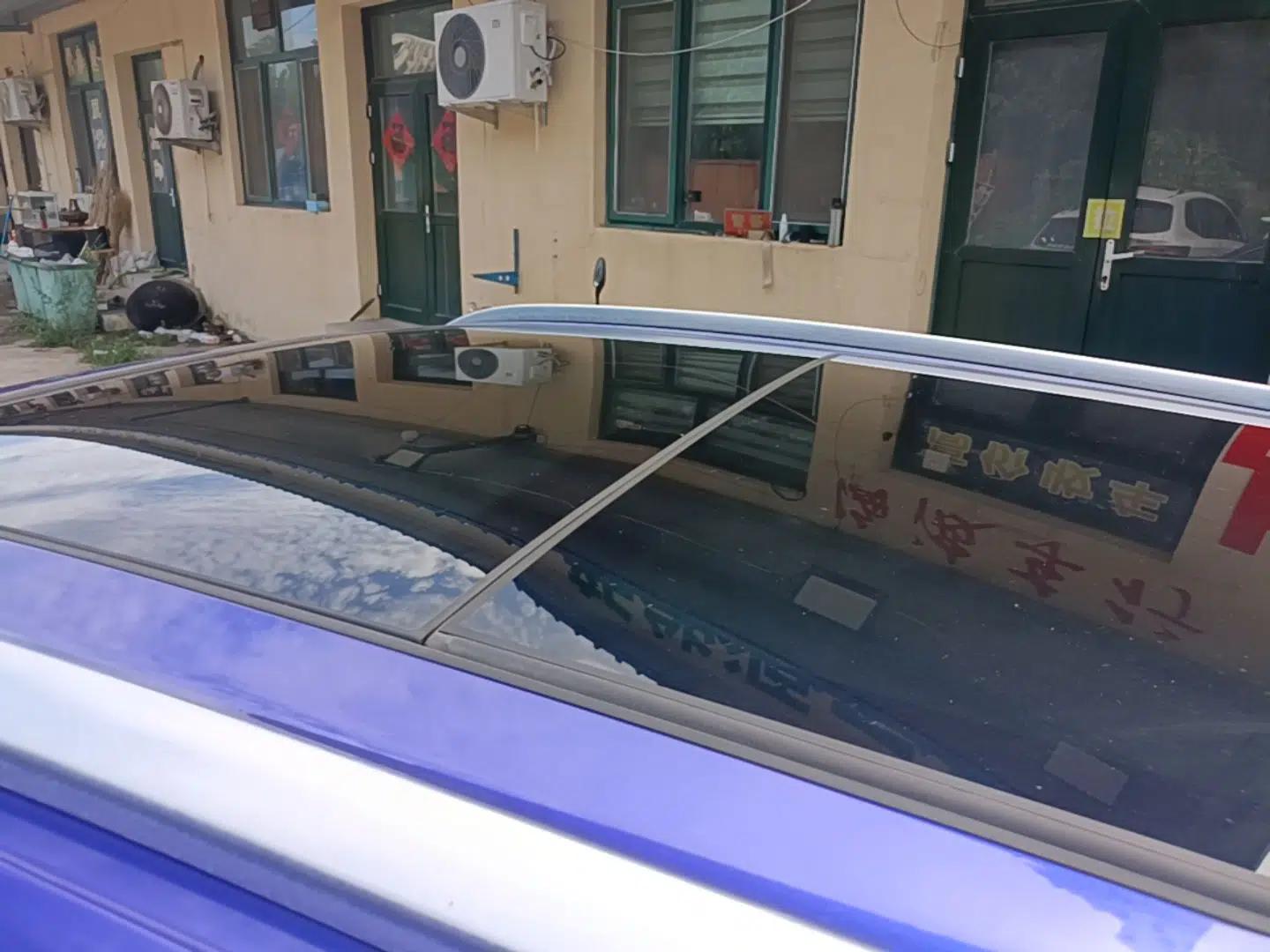 Roewe MARVEL X 2018 Rear-Drive Model — миниатюра 7