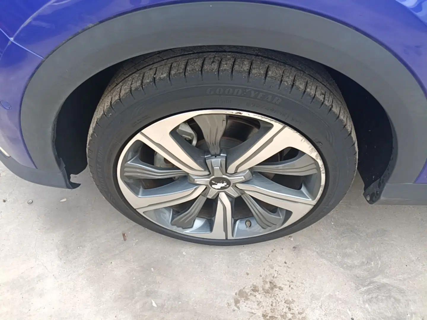 Roewe MARVEL X 2018 Rear-Drive Model — миниатюра 10