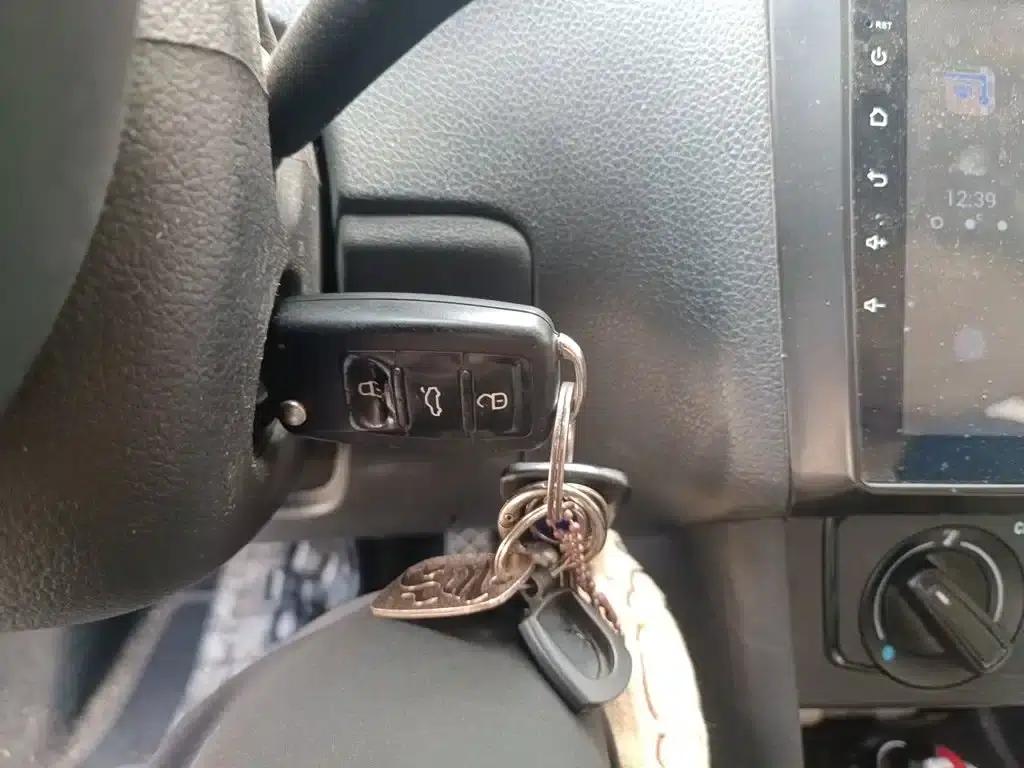 2016 Polo 1.4L Automatic Fashion Edition — миниатюра 9