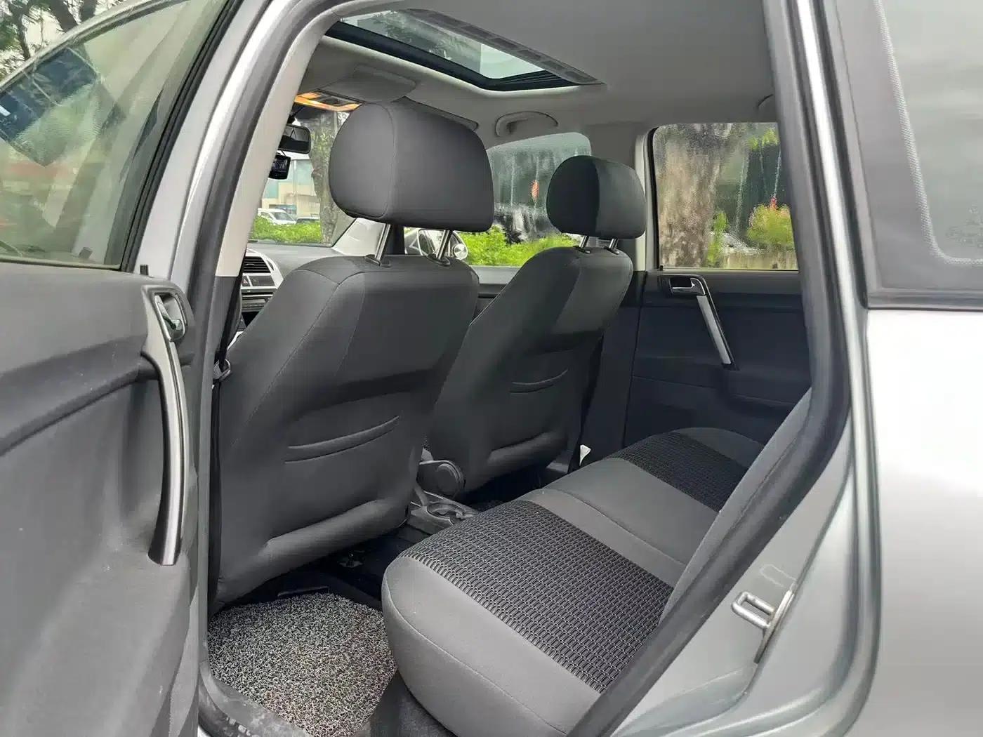 2009 Polo Sport 1.6L Automatic Fashion Edition — миниатюра 4