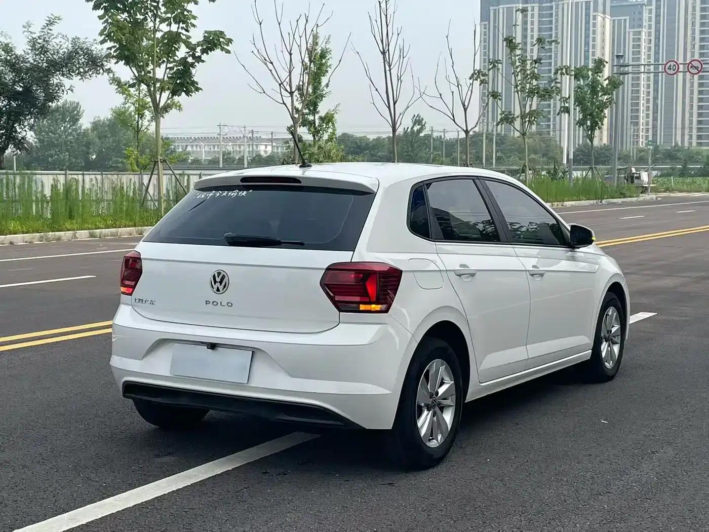 2022 Polo Plus 1.5L Automatic Enjoy Life Edition — миниатюра 7