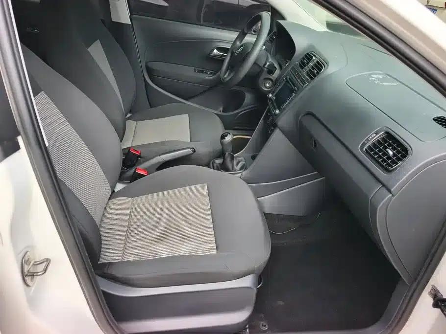 2014 Polo 1.4L Manual Fashion Edition — миниатюра 8