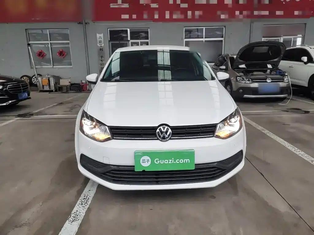2016 Polo 1.4L Automatic Fashion Edition — миниатюра 3