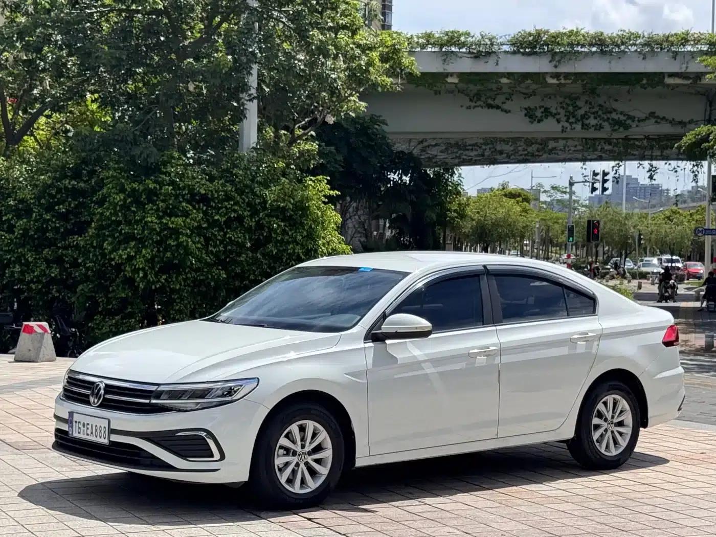2023 Volkswagen Bora 200TSI DSG Comfort Edition — миниатюра 1