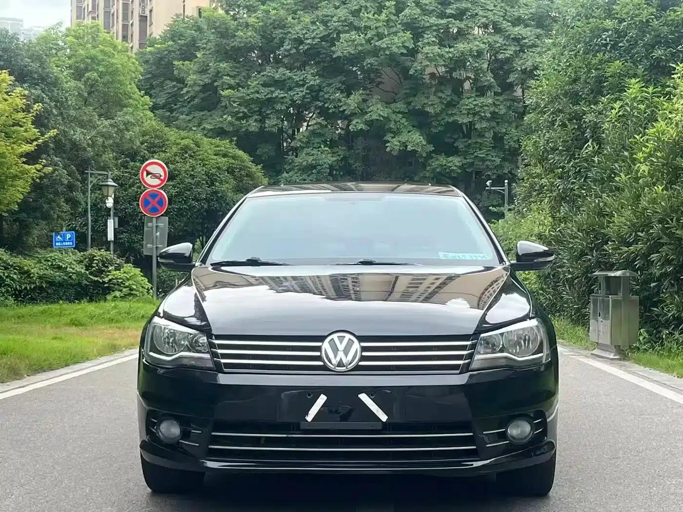 2014 Volkswagen Bora 1.6L Manual Comfort Model — миниатюра 2