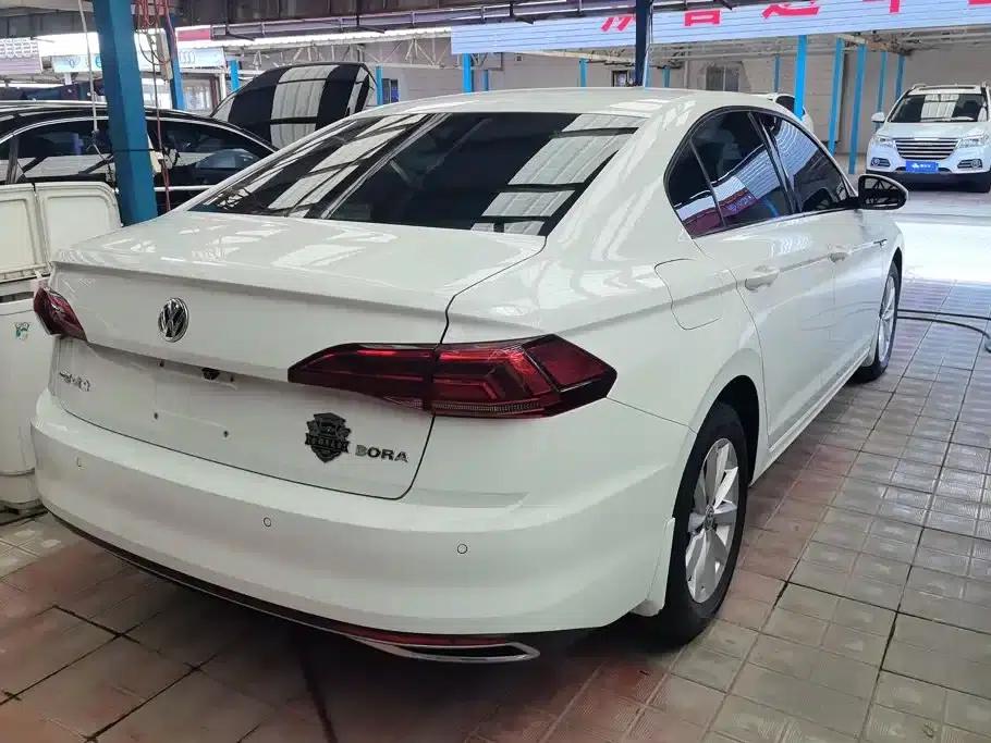 2019 Volkswagen Bora 1.5L Automatic Comfort Model — миниатюра 3