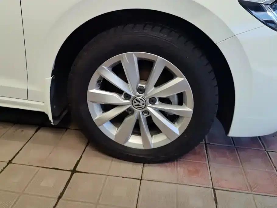 2019 Volkswagen Bora 1.5L Automatic Comfort Model — миниатюра 6