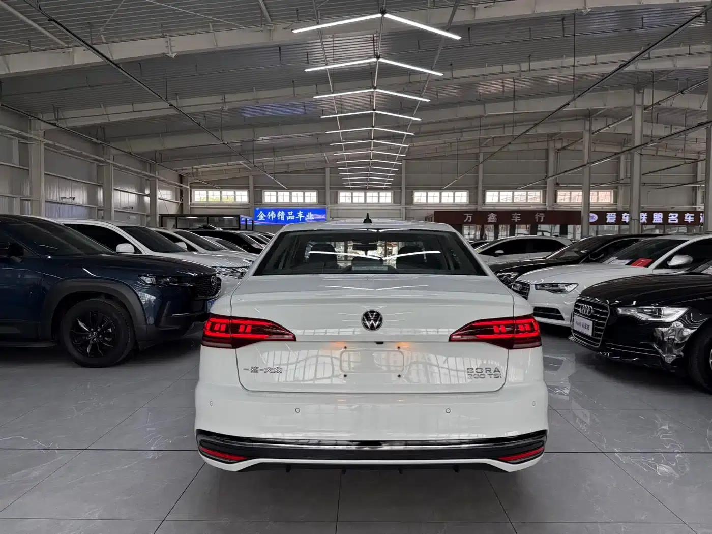 2023 Volkswagen Bora 200TSI DSG Yuexing PRO Edition — миниатюра 8