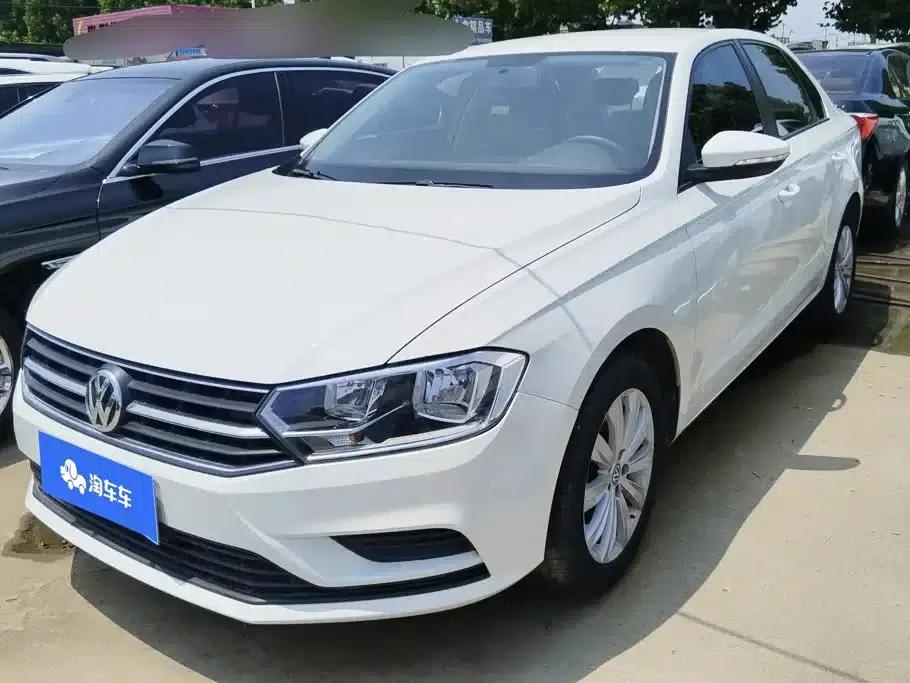2019 Volkswagen Bora Legend 1.5L Automatic Fashion Model (China VI Emission Standard) — миниатюра 1