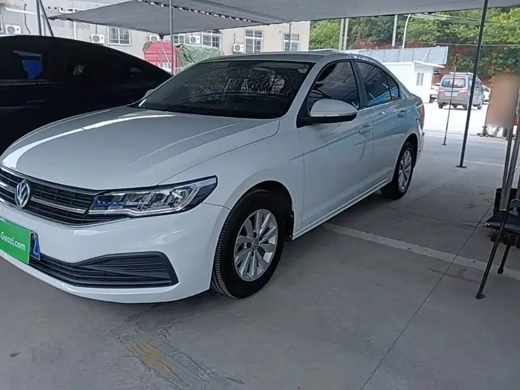 2019 Volkswagen Bora Facelift 1.5L Automatic Fashion Model (China VI Emission Standard) — миниатюра 2