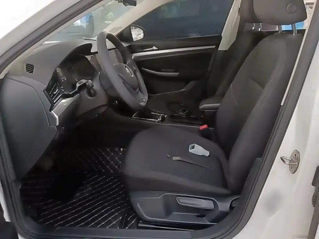 2019 Volkswagen Bora Facelift 1.5L Automatic Fashion Model (China VI Emission Standard) — миниатюра 15