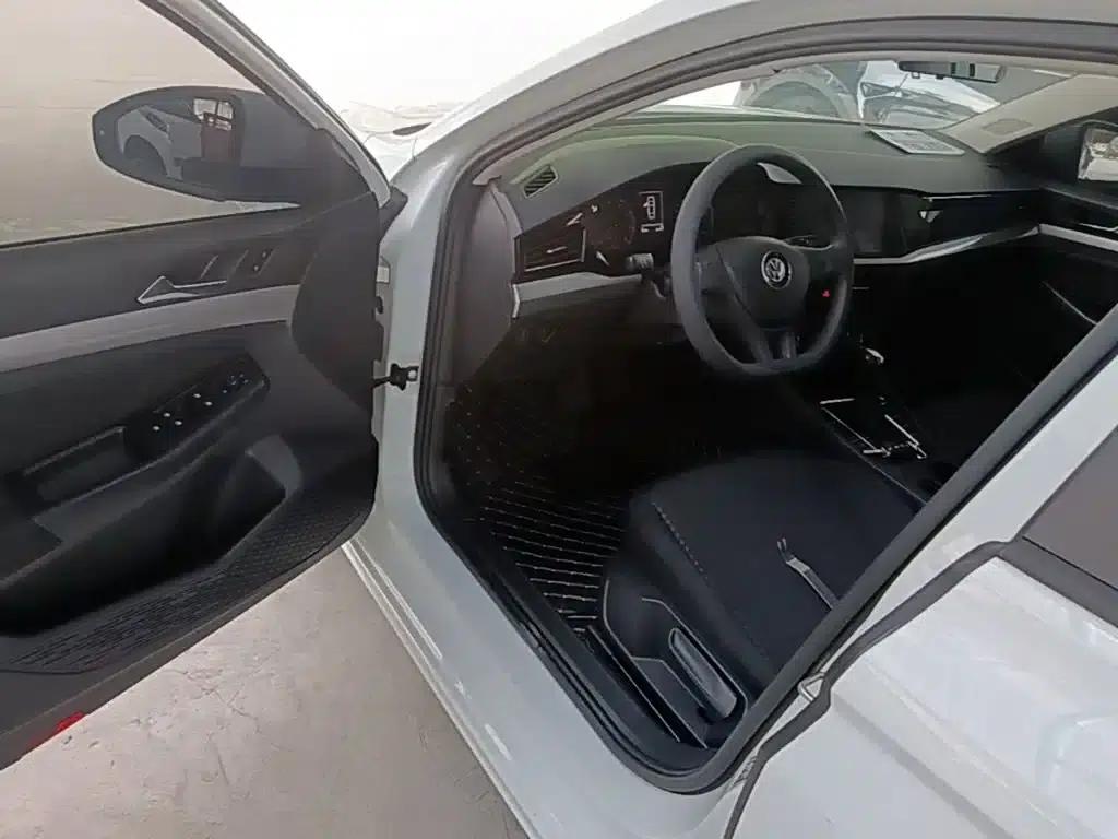 2019 Volkswagen Bora Facelift 1.5L Automatic Fashion Model (China VI Emission Standard) — миниатюра 16