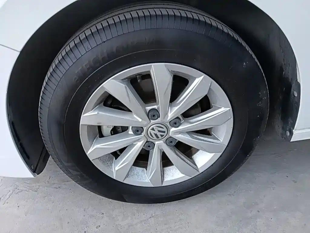 2019 Volkswagen Bora Facelift 1.5L Automatic Fashion Model (China VI Emission Standard) — миниатюра 23