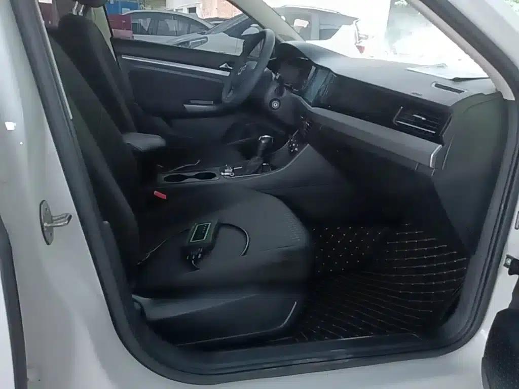 2019 Volkswagen Bora Facelift 1.5L Automatic Fashion Model (China VI Emission Standard) — миниатюра 25