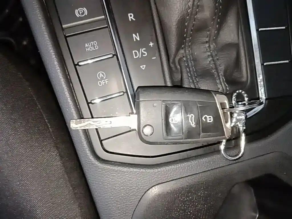 2019 Volkswagen Bora Facelift 1.5L Automatic Fashion Model (China VI Emission Standard) — миниатюра 9