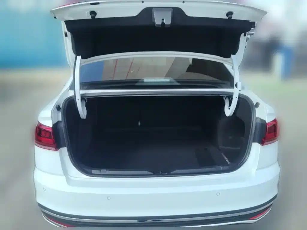 2025 Volkswagen Bora 200TSI DSG Joyful Navigation Edition — миниатюра 10