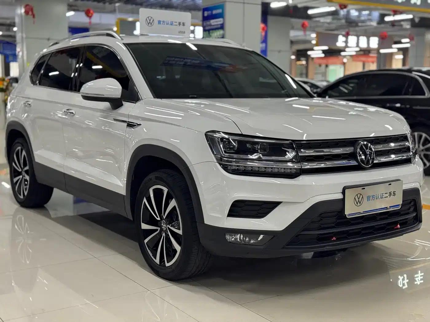 Tharu 2022 280TSI 2WD Luxury Edition — миниатюра 3
