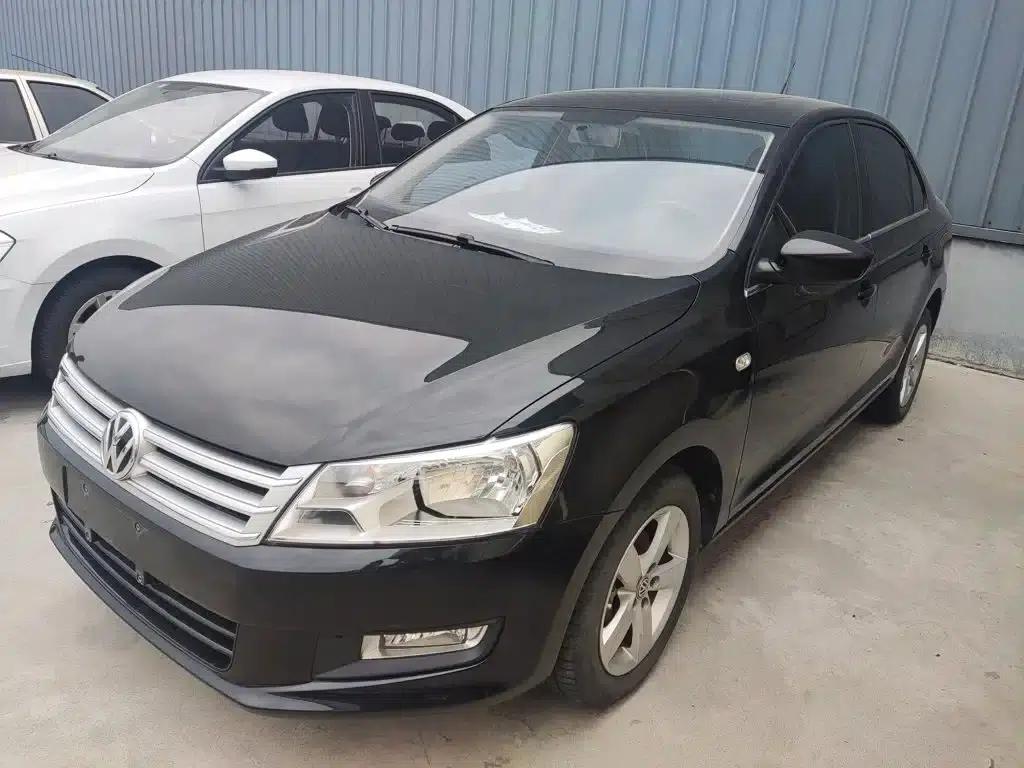 Santana 2015 1.6L Manual Comfort Edition — миниатюра 1