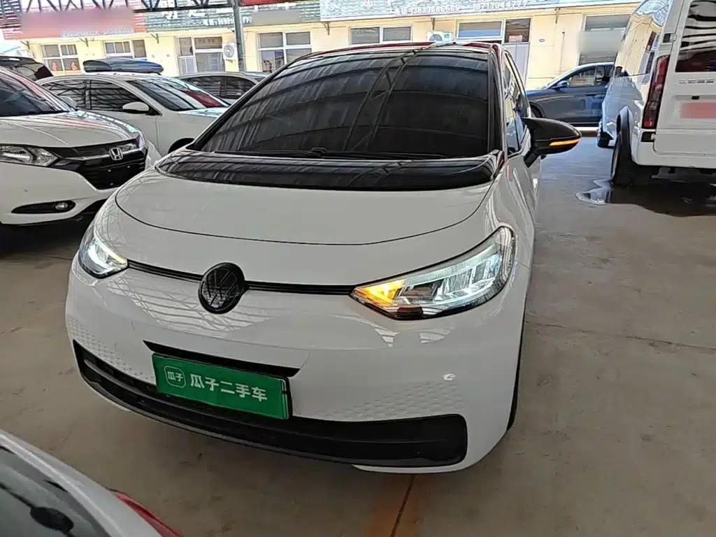 Volkswagen ID.3 2025 Smart Edition - Outstanding Version — миниатюра 3