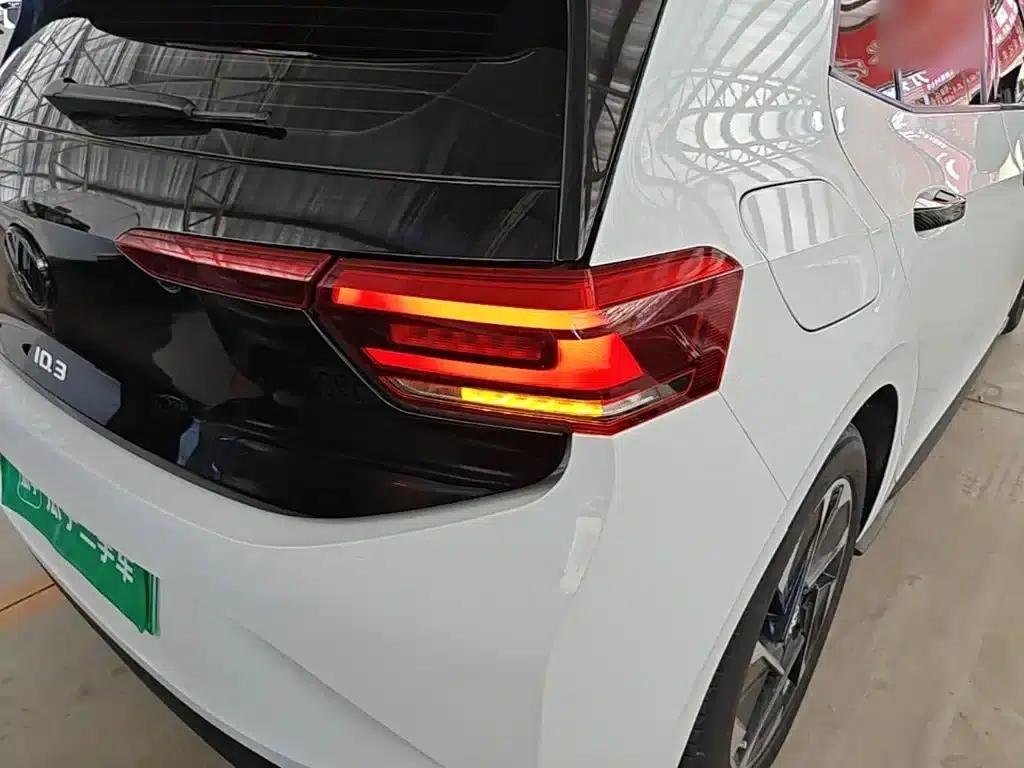 Volkswagen ID.3 2025 Smart Edition - Outstanding Version — миниатюра 8