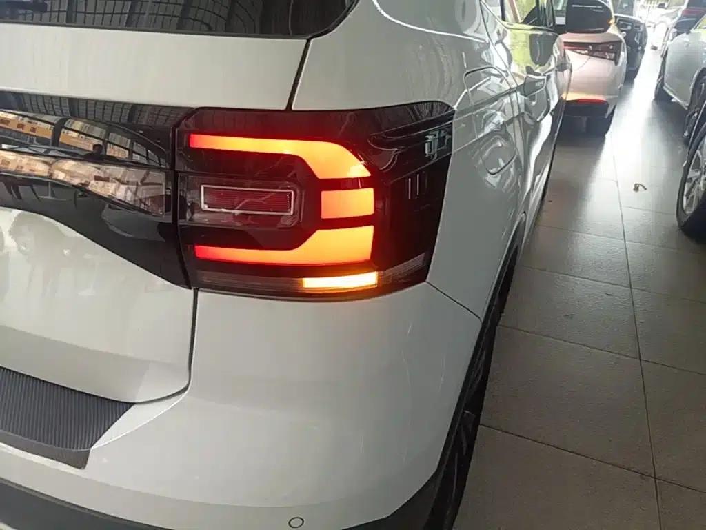 2021 Volkswagen T-Cross 1.5L Automatic Smart Connect Edition — миниатюра 8