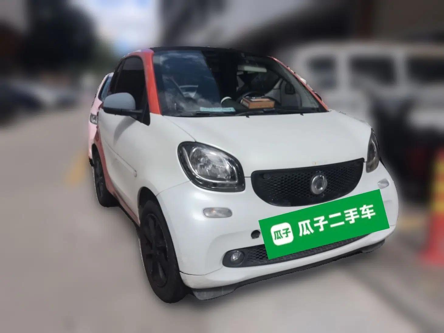 smart fortwo 2018 1.0L 52kW Hardtop Dynamic Version China V — миниатюра 3