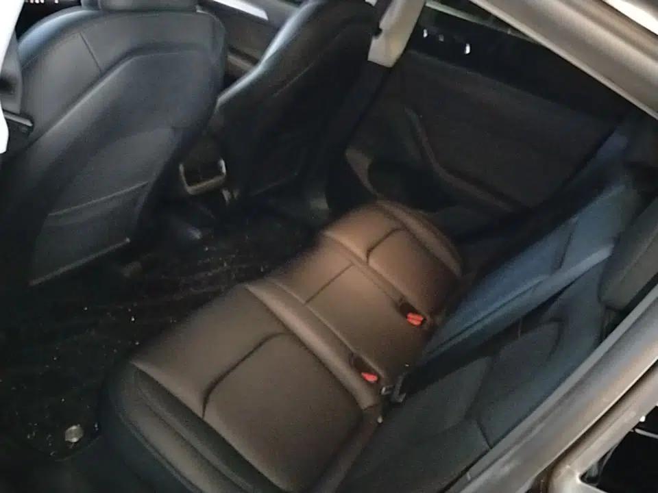 Tesla Model Y 2024 Rear-Wheel-Drive Version — миниатюра 20