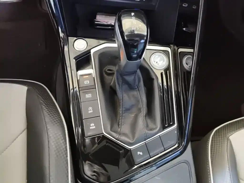 Tayron X 2020 330TSI 2WD Premium Intelligent Edition — миниатюра 14
