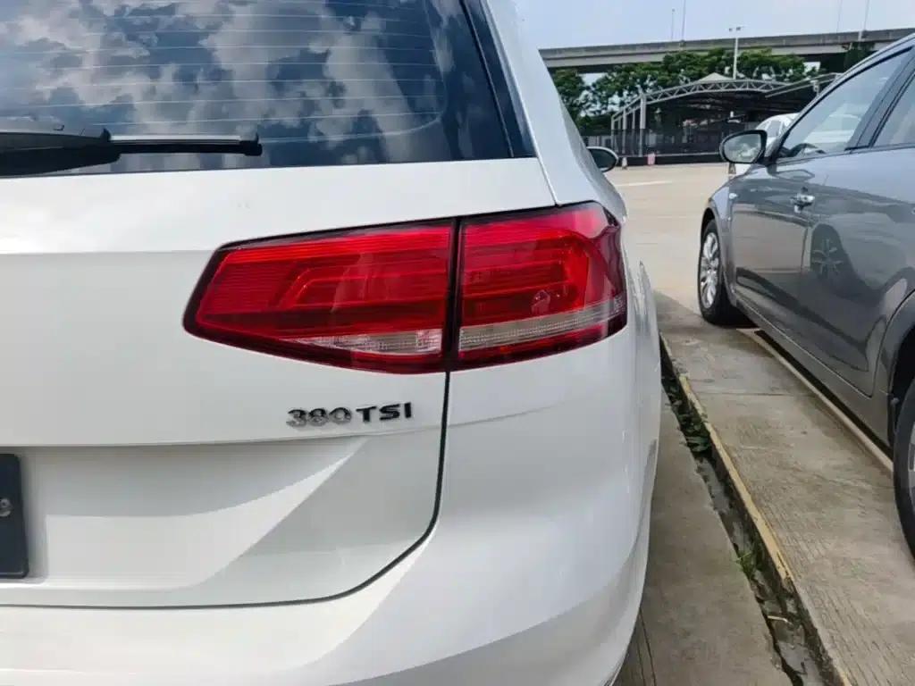 Passat Variant 2018 380TSI 2WD Comfortline — миниатюра 8