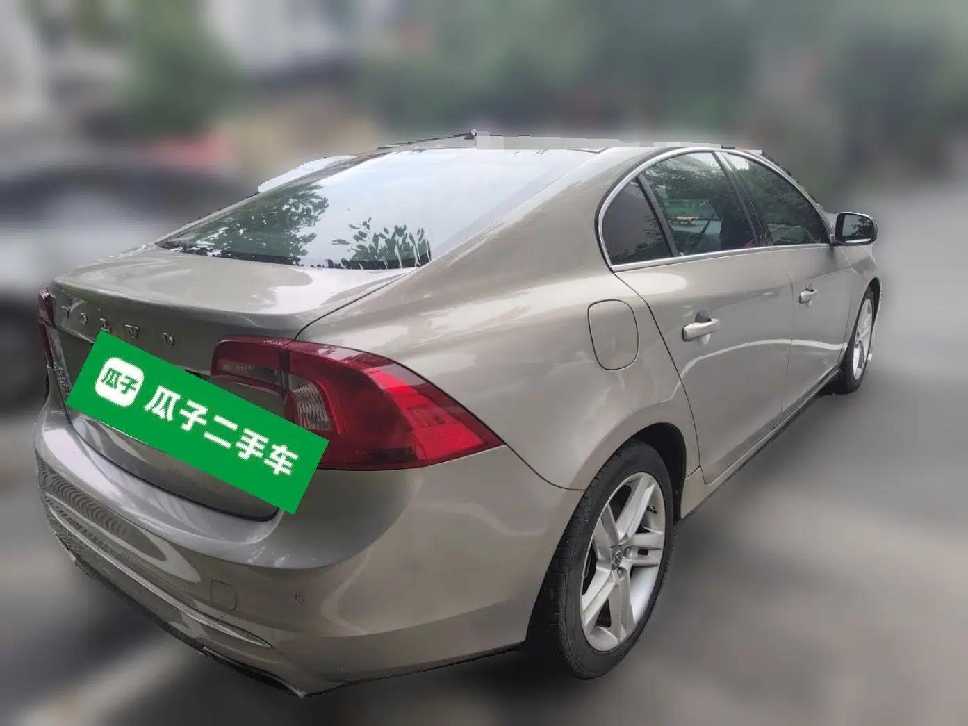 Volvo S60 2014 S60L T5 Intelligent Drive Edition — миниатюра 6