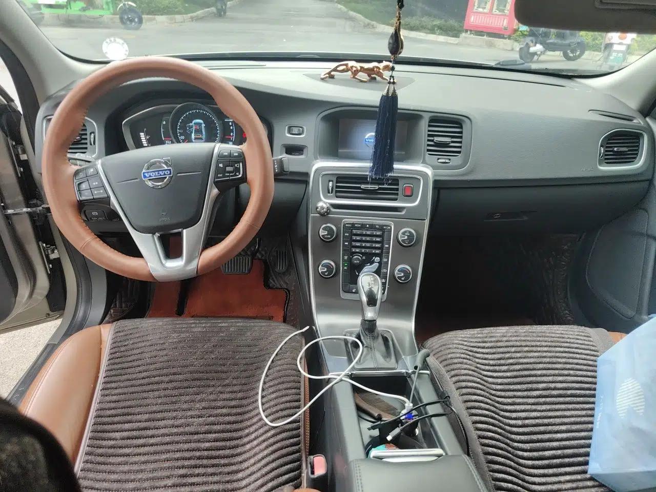 Volvo S60 2014 S60L T5 Intelligent Drive Edition — миниатюра 9