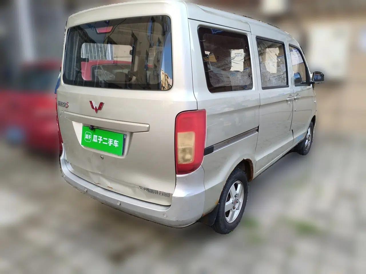 Wuling Zhiguang 2015 1.2L S Practical Model LSI — миниатюра 6