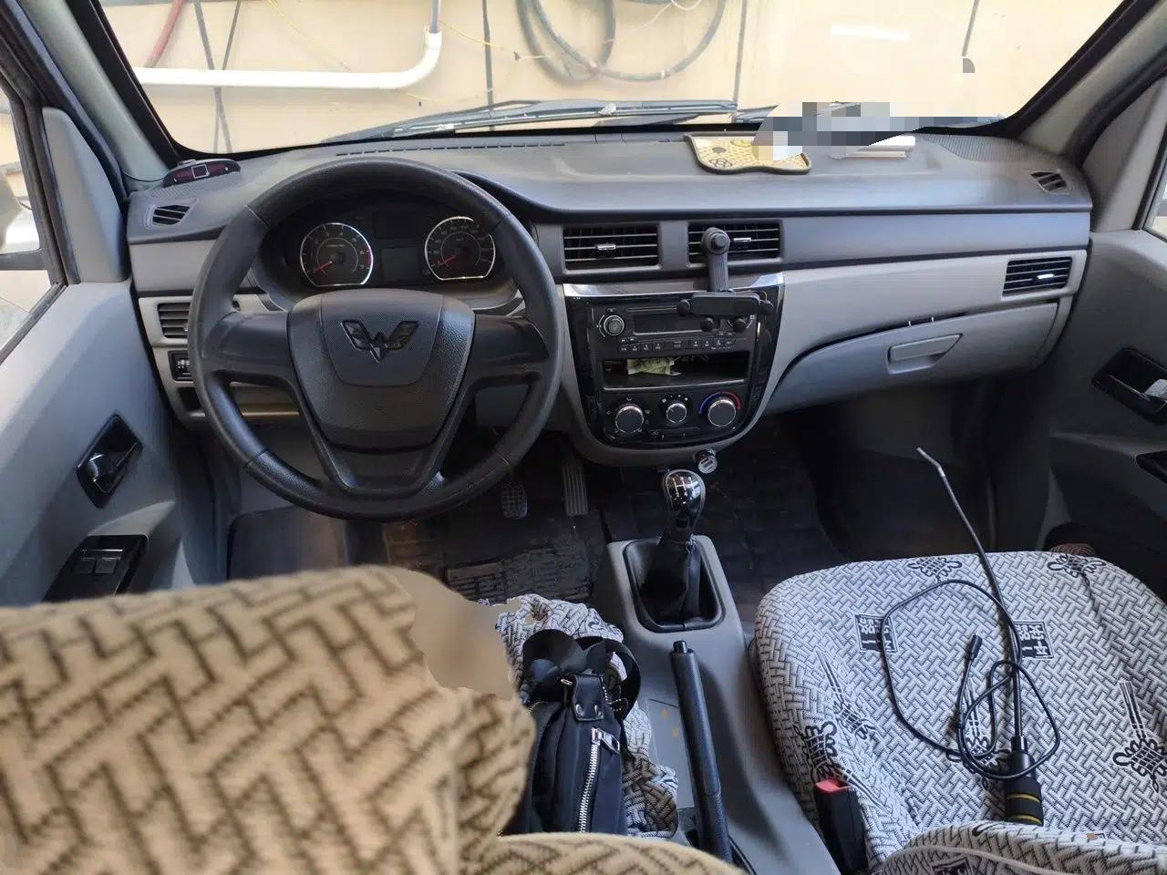 Wuling Zhiguang 2015 1.2L S Practical Model LSI — миниатюра 9