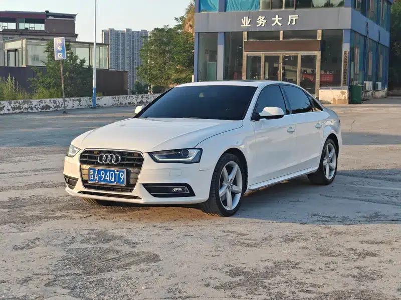 Audi A4L 2013 35 TFSI Automatic Technology Edition — миниатюра 1