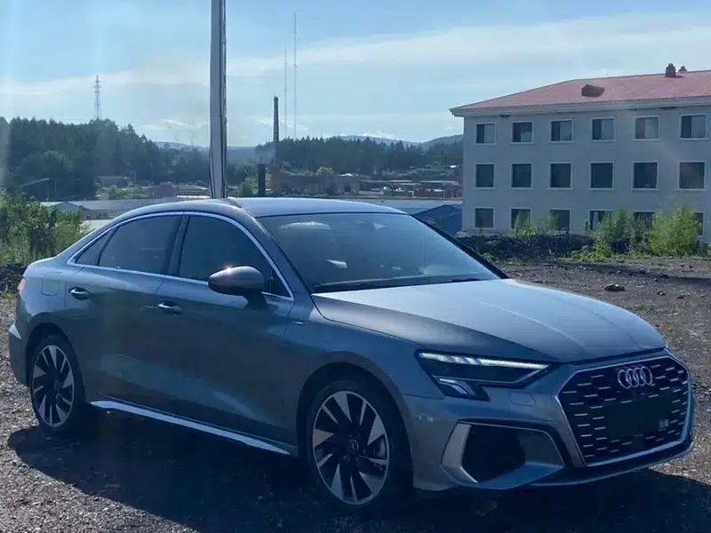 Audi A3 2023 Facelift A3L Limousine 35 TFSI Sporty Edition — миниатюра 3
