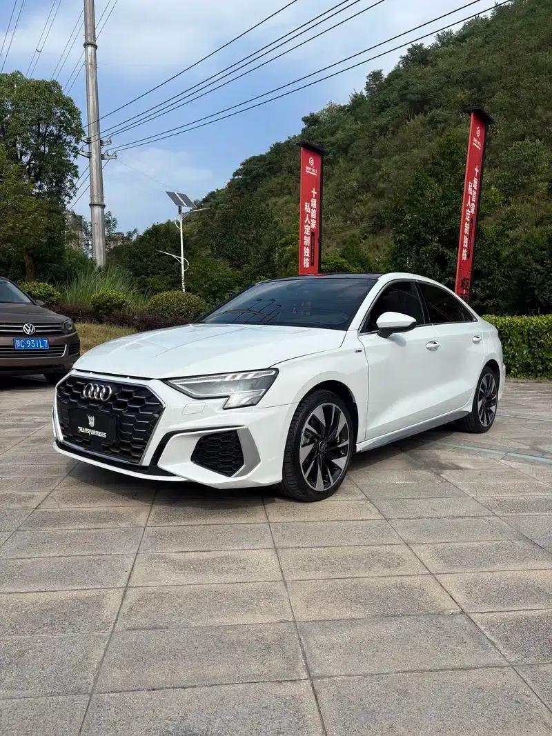 Audi A3 2023 Facelift A3L Limousine 35 TFSI Sporty Edition — миниатюра 1