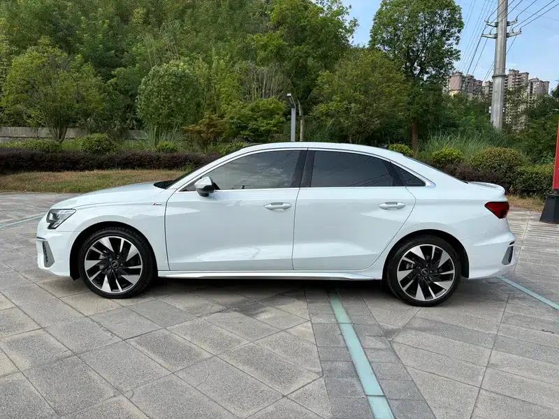 Audi A3 2023 Facelift A3L Limousine 35 TFSI Sporty Edition — миниатюра 4